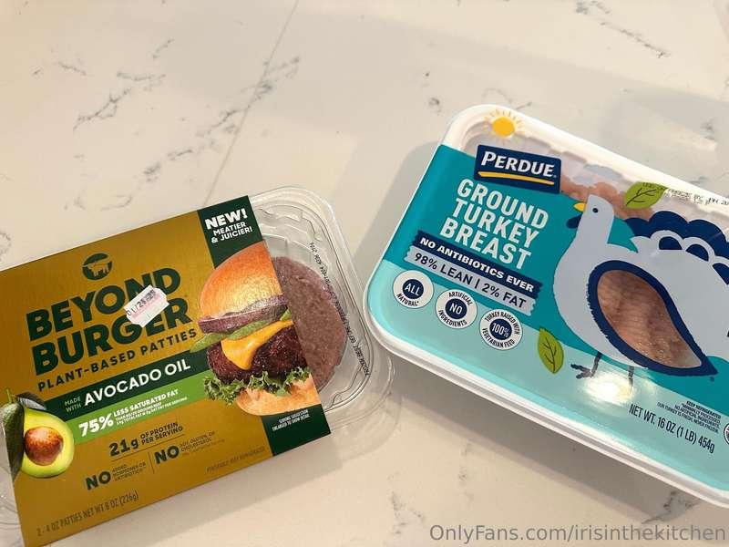 Which would you rather have for dinner? 🍽️ 