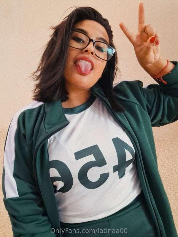  💜I AM A HAIRY GIRL💜⚡️💜I AM SEXY I AM SENSUAL I AM VERY HAIR..