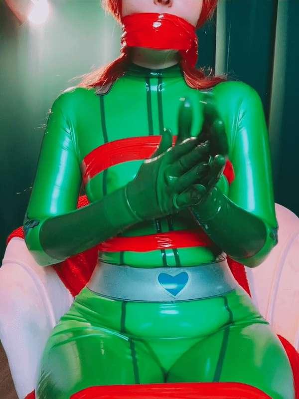 lilslvkitten image #1
