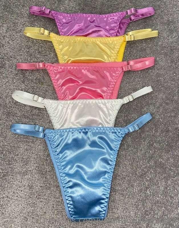 Anyone else just love satin?🌈