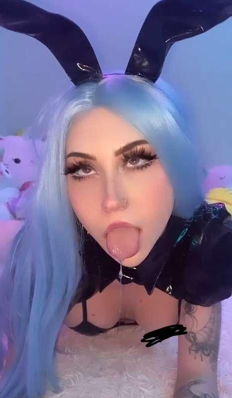 eveelaurynn image #0