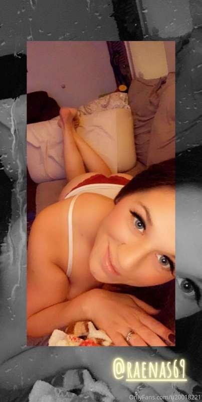 Hey there! Rae here! Hey welcome to my brand new FREE only f..
