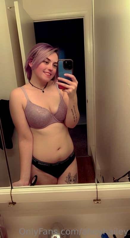 Hi
