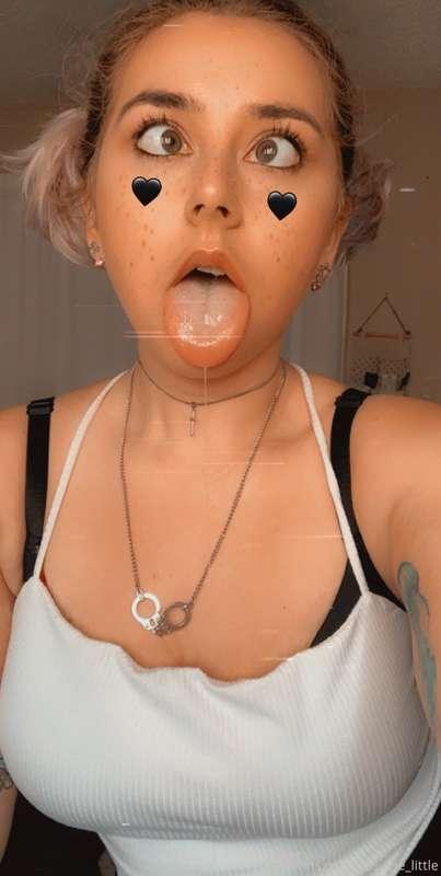 I’m so horny this morning I just want to be made into a comp..