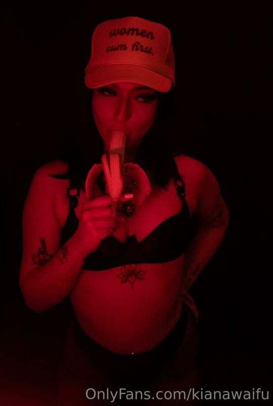 ***DM ME NOW!*** I'm ready to s*ck your 🍆💦