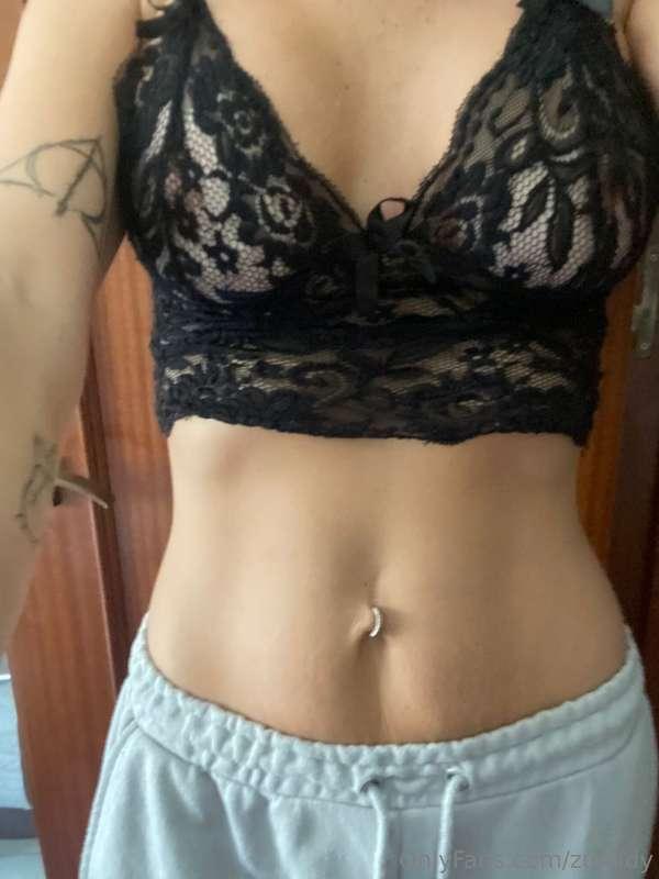 lingerie and navel