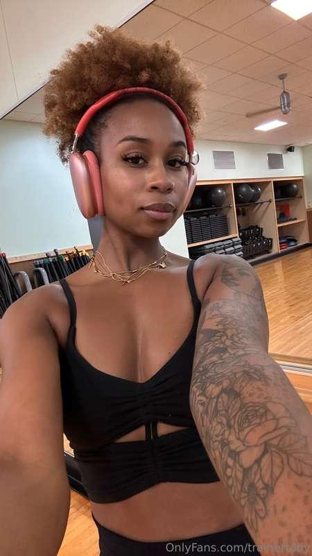I know you’re staring 😉