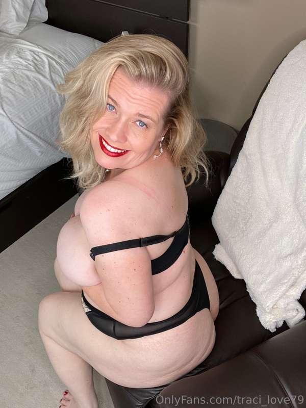 Join my VIP page @traci_love