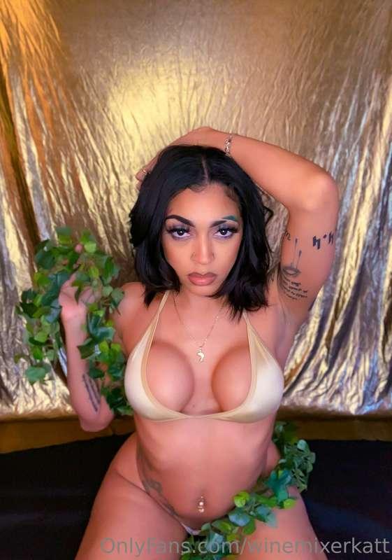 Your Goddess 🍃☔️💦