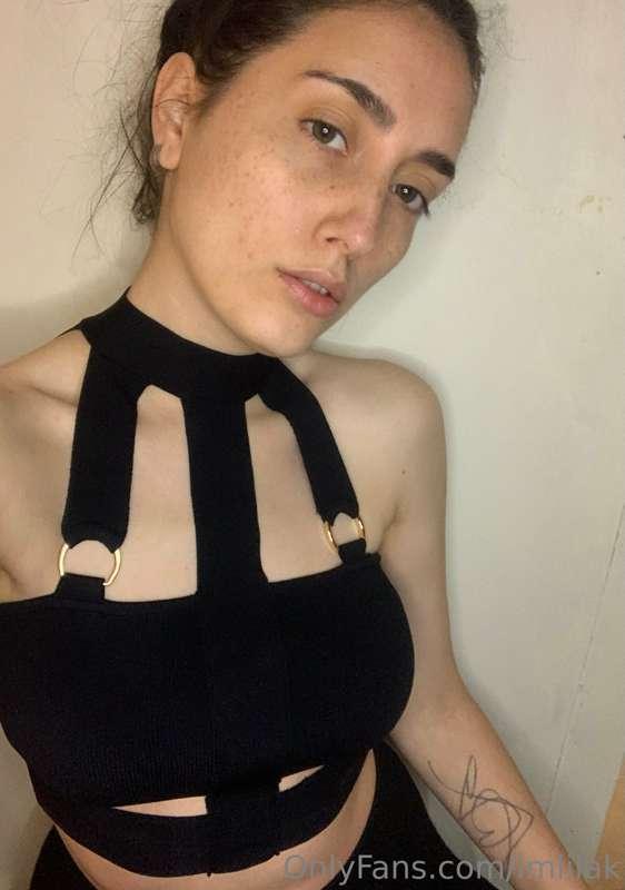 🧸🖤ready to play with you 🧸🖤
