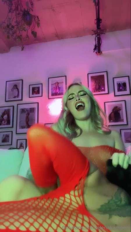FLASH SALE 💥 G/G HOTTEST DILDO LIVESTREAM ⭐️🍆💦 (50% OFF DADD..