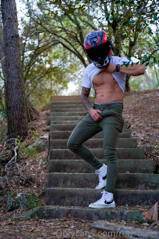 Let's go to the forest, I have something for you!!!😈😈
