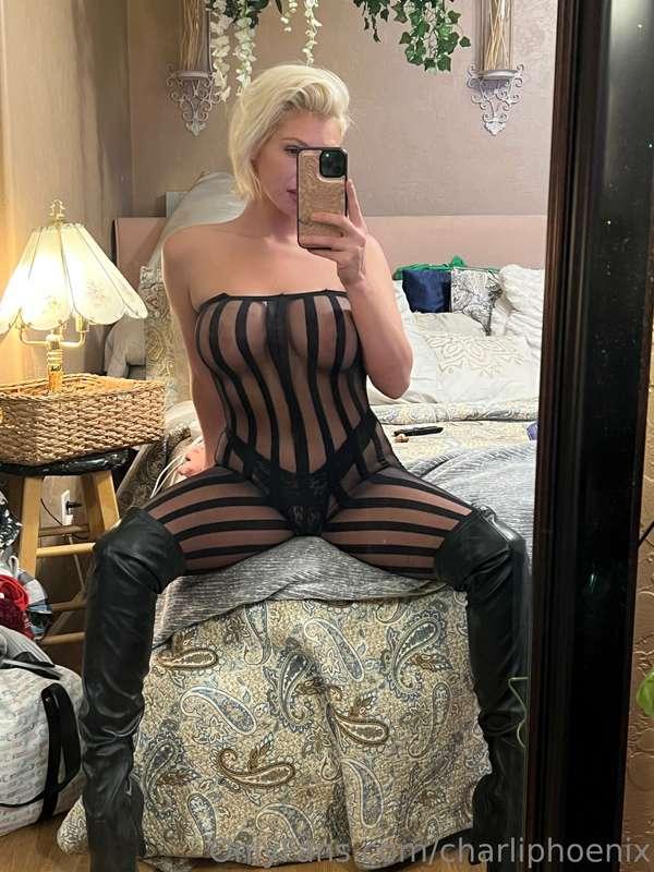 Are Milfs your thing ? 