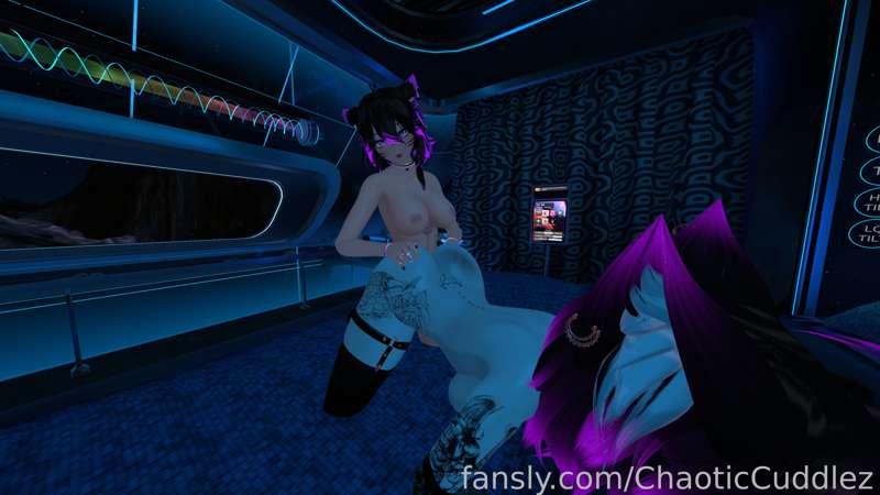 chaoticcuddlez image #4