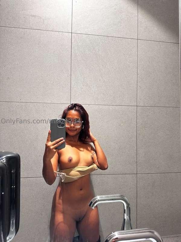 I went to the gym today and remembered to take some photos f..