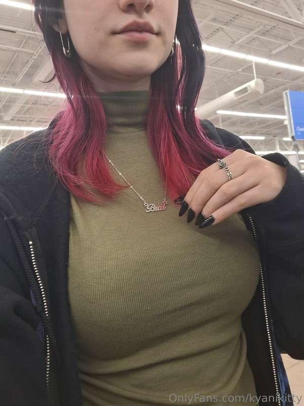 I guess i'm officially a milf now lol Meet my daughter michi..