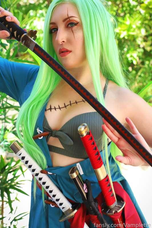 vamplette image #4