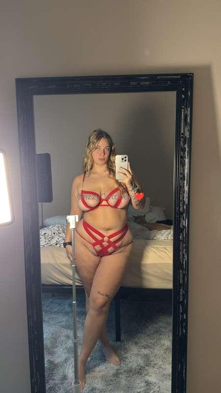 I heard you like sluts with big tits ;)