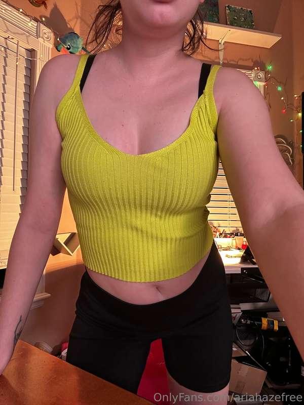 ariahazefree image #1