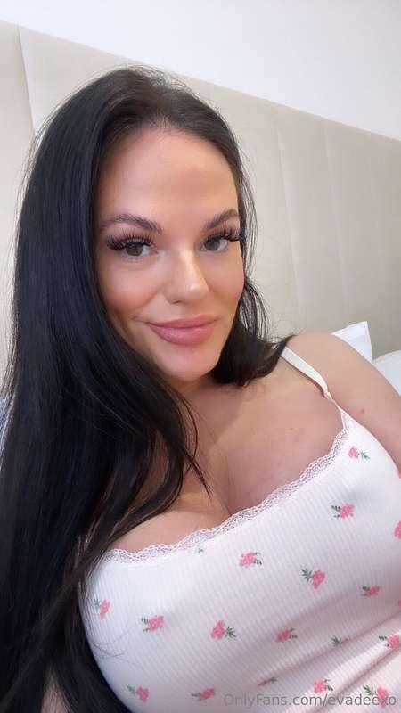 Tell me exactly how bad you want it… then beg for it.😈❤️