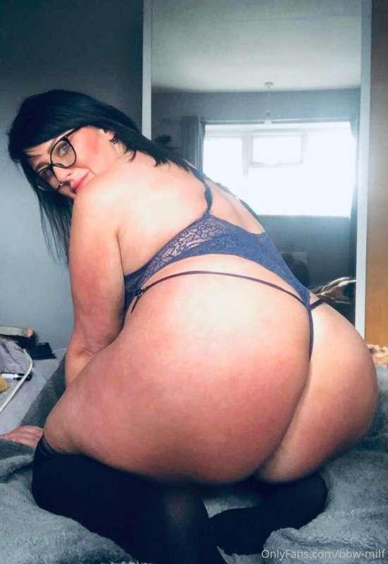 Who’s ready for a sexy video 😏 Check your inbox 😜
