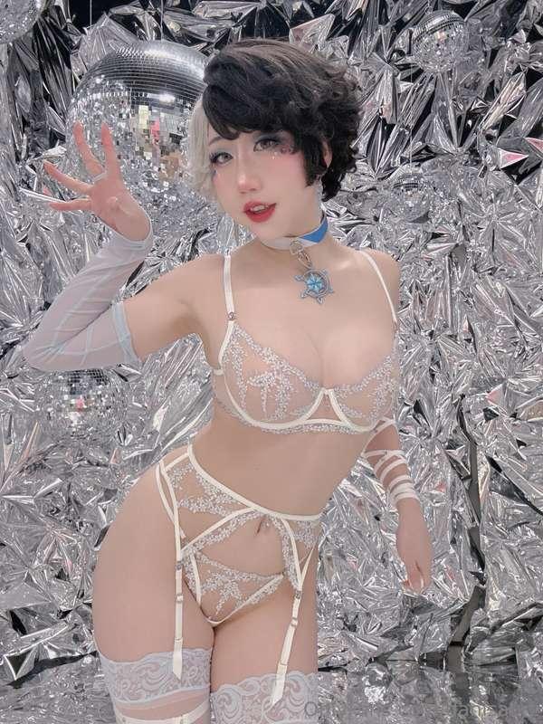 think i can post these on socials without them getting bonke..