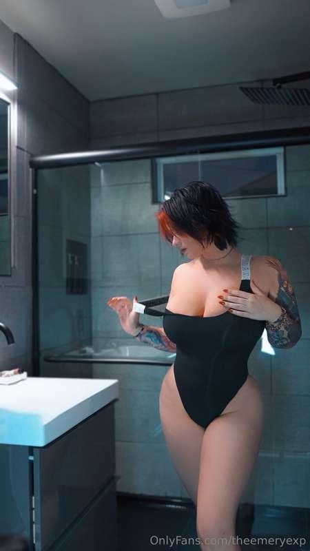 Undressing starts with the eyes 😉