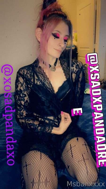 ad

🖤This is the perfect place to cum and Fall in love with ..