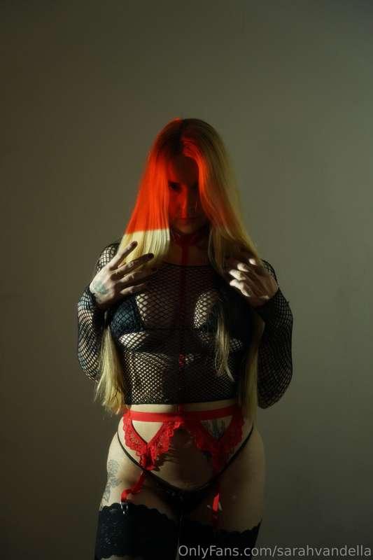 sarahvandella image #18