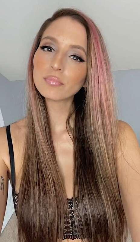 Hi