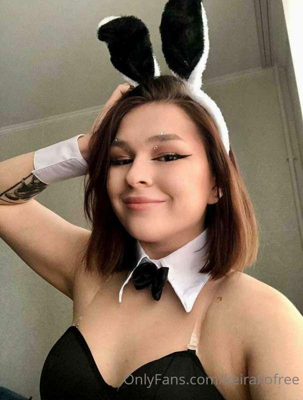 Sweet chubby tattooed @sweet_nadenka looking for her daddy😏
..