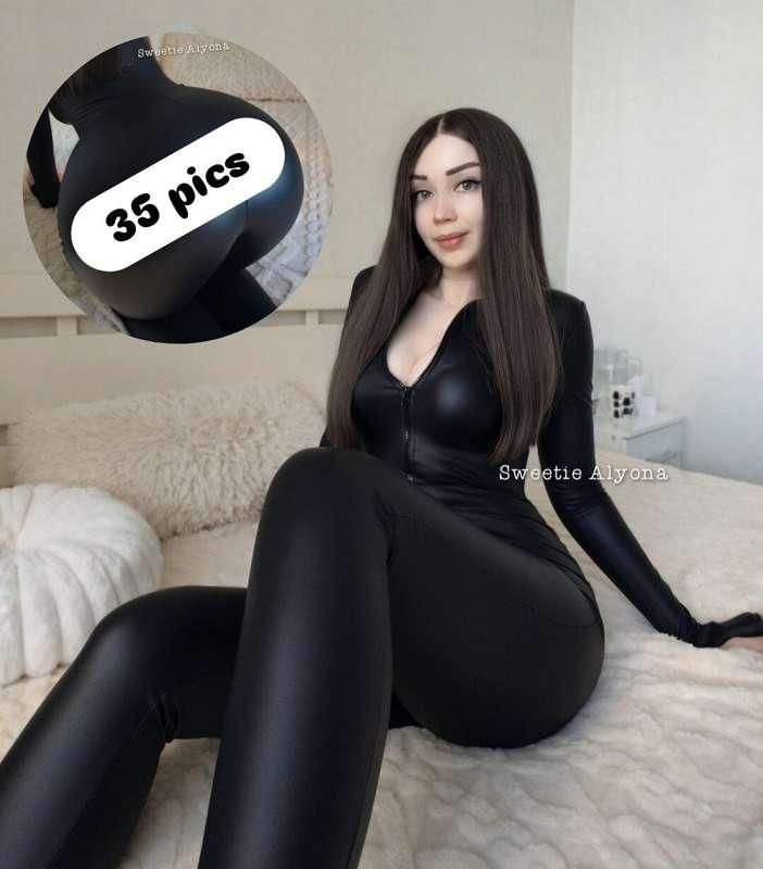 Your Goddess Alyona 😈Pics set in leather catsuit and high he..