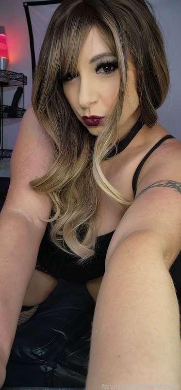 hotwifesarah image #22