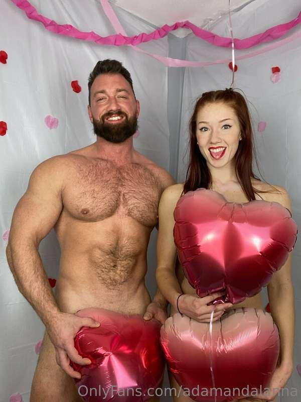 ***TONIGHT!!*** Our very first LIVE 🙌🏻  💘 **VALENTINES DAY L..