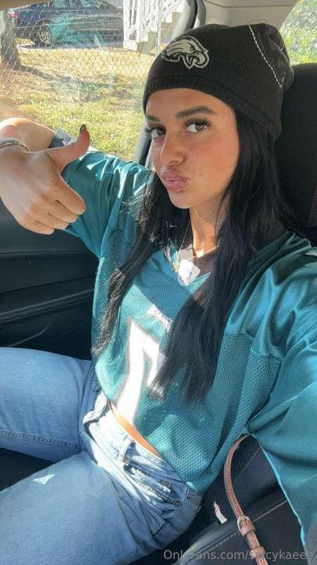 game day! who ya rooting for?🥰
