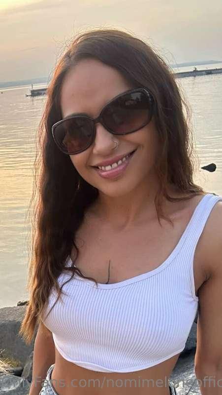 Little Chill on the Beach😎🌞☀️