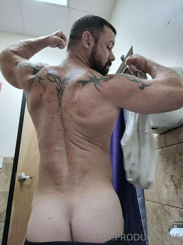 Come lick daddy’s sweat