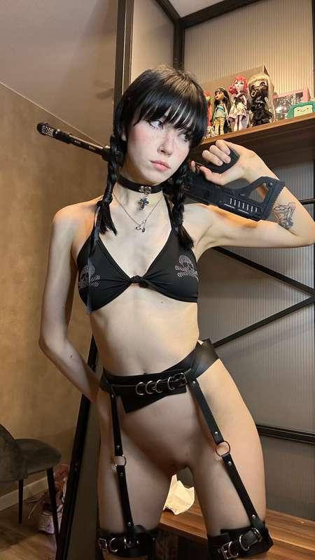 yoursmalldoll image #1