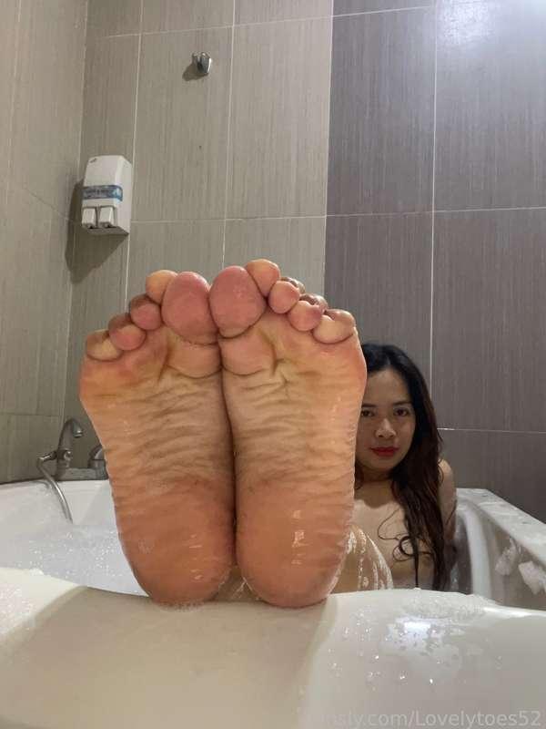 lovelytoes52 image #4