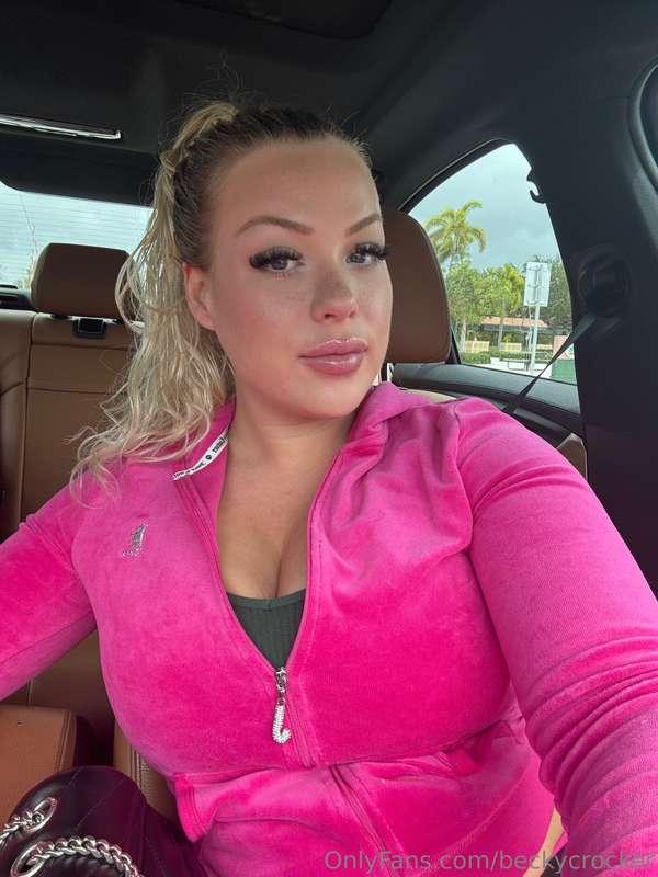 make my day better? dm me<3