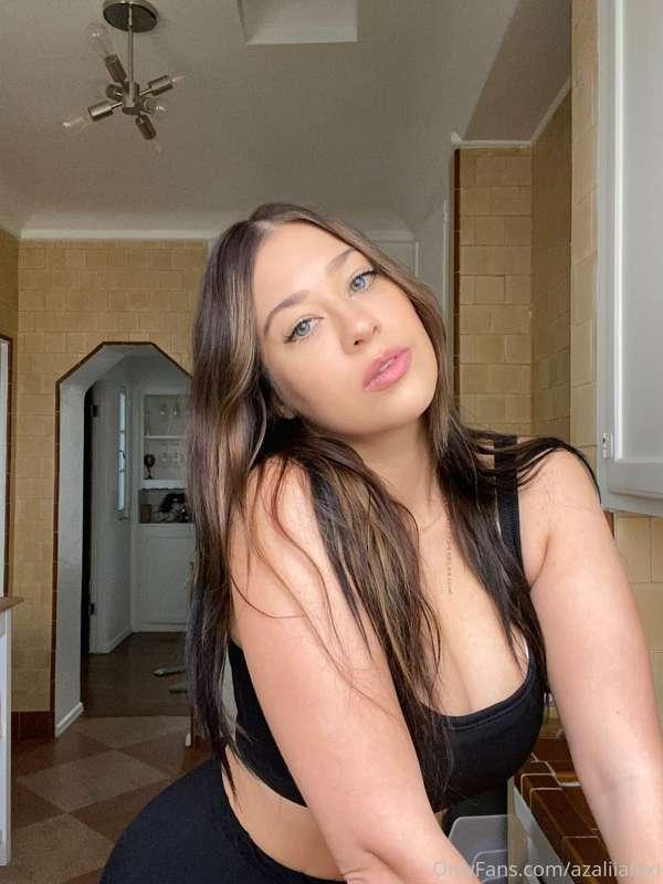 taking pics rn.. tell me what you want to see. hurry