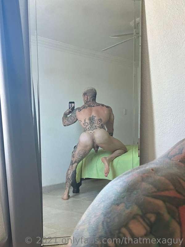 Some morning stretches .. I need someone to come open up thi..