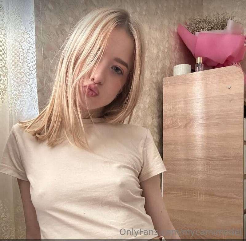 🔥 STOP SCROLLING🔥❤️She @polinaaaa is free today for you❤️She..