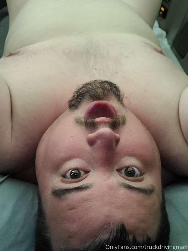 Cum on by baby I got you a place to sit!! 👅👅😜