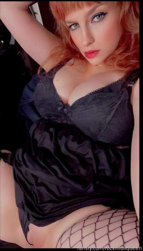 rocknrollqueen image #1