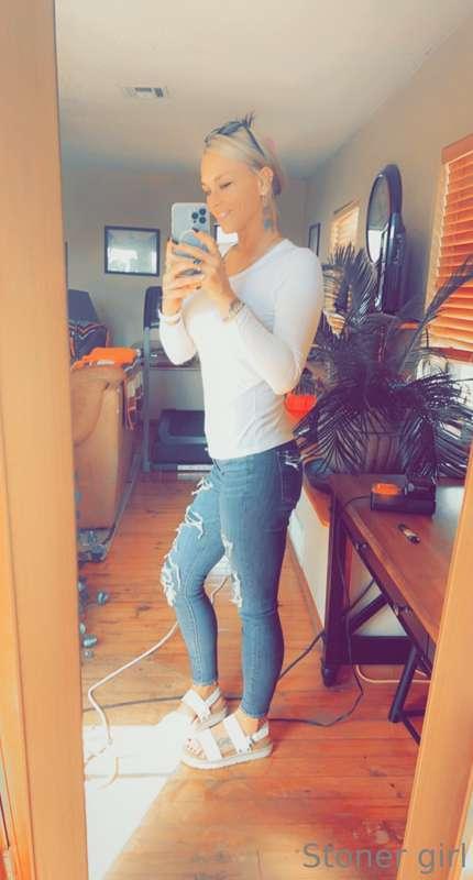 Happy Friday 😈 LETS HAVE A GREAT DAY😍😍😍