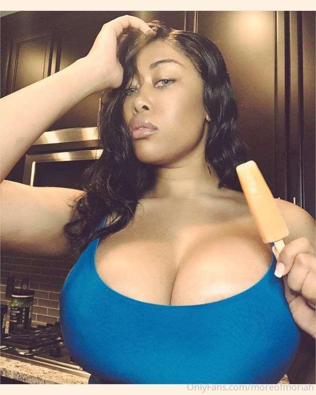 Looking for a replacement for my popsicle👅💦