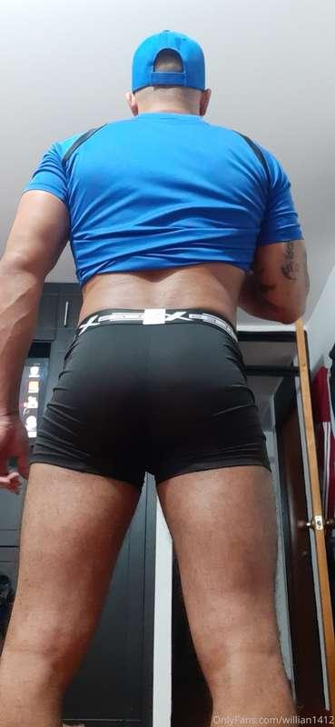Hey lick me 😈