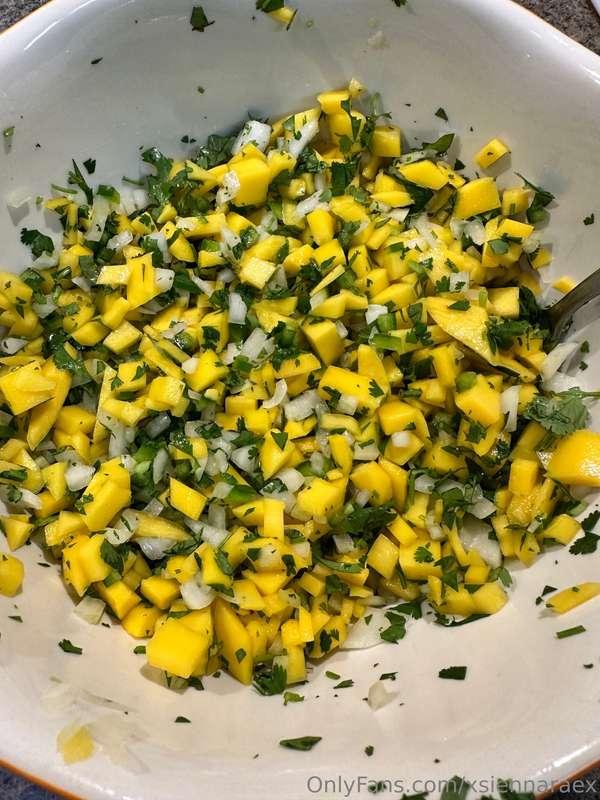 xsiennaraex image #1