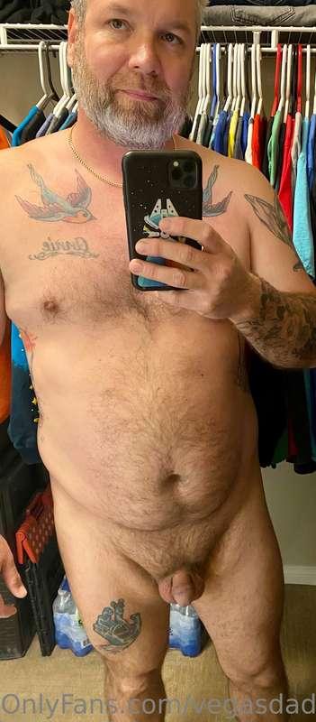 Hmm what to wear?